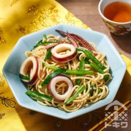いかニラ塩焼きそば